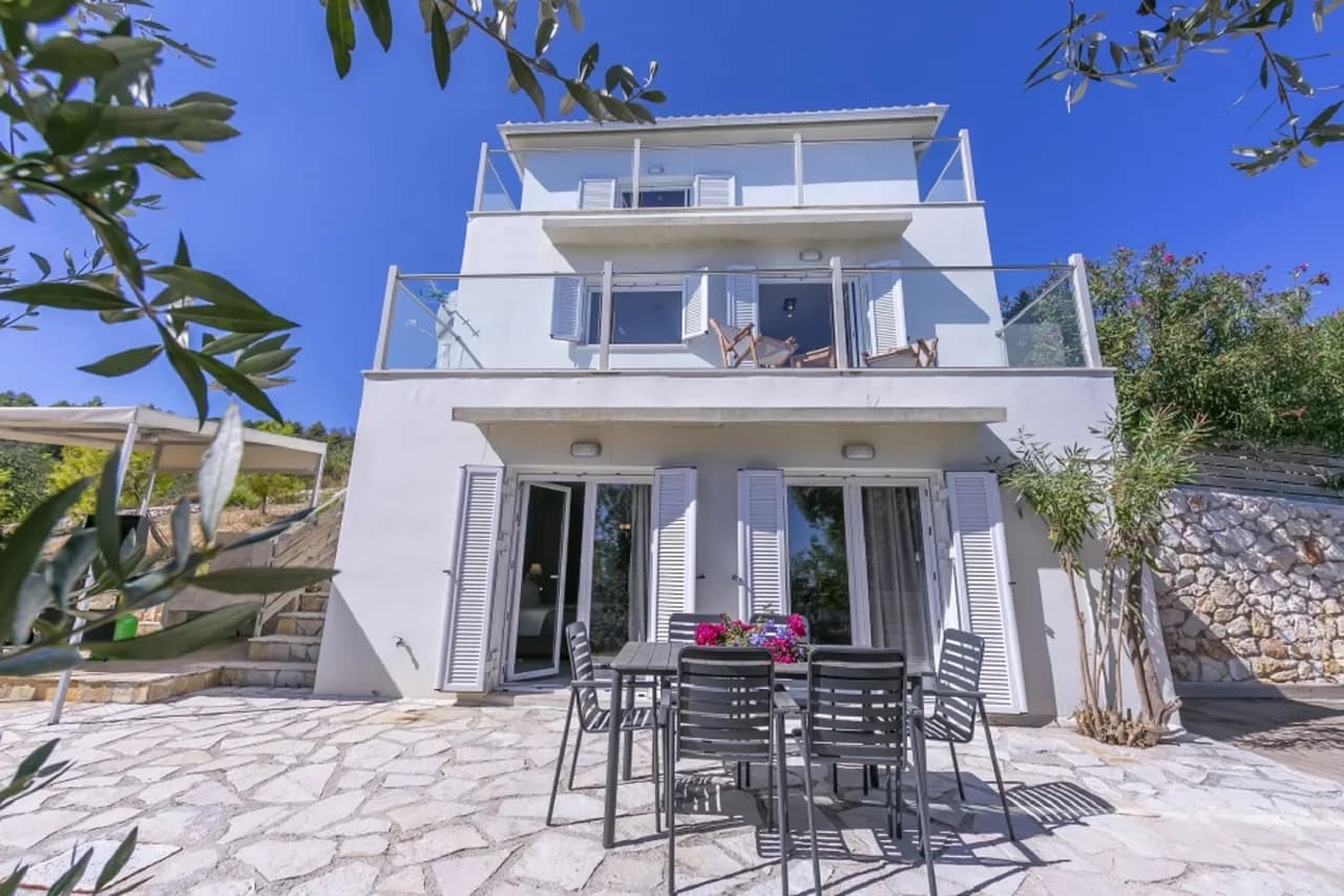 Amazing Holiday Villa Located Just Down The Coast From Kalamaki photo 2
