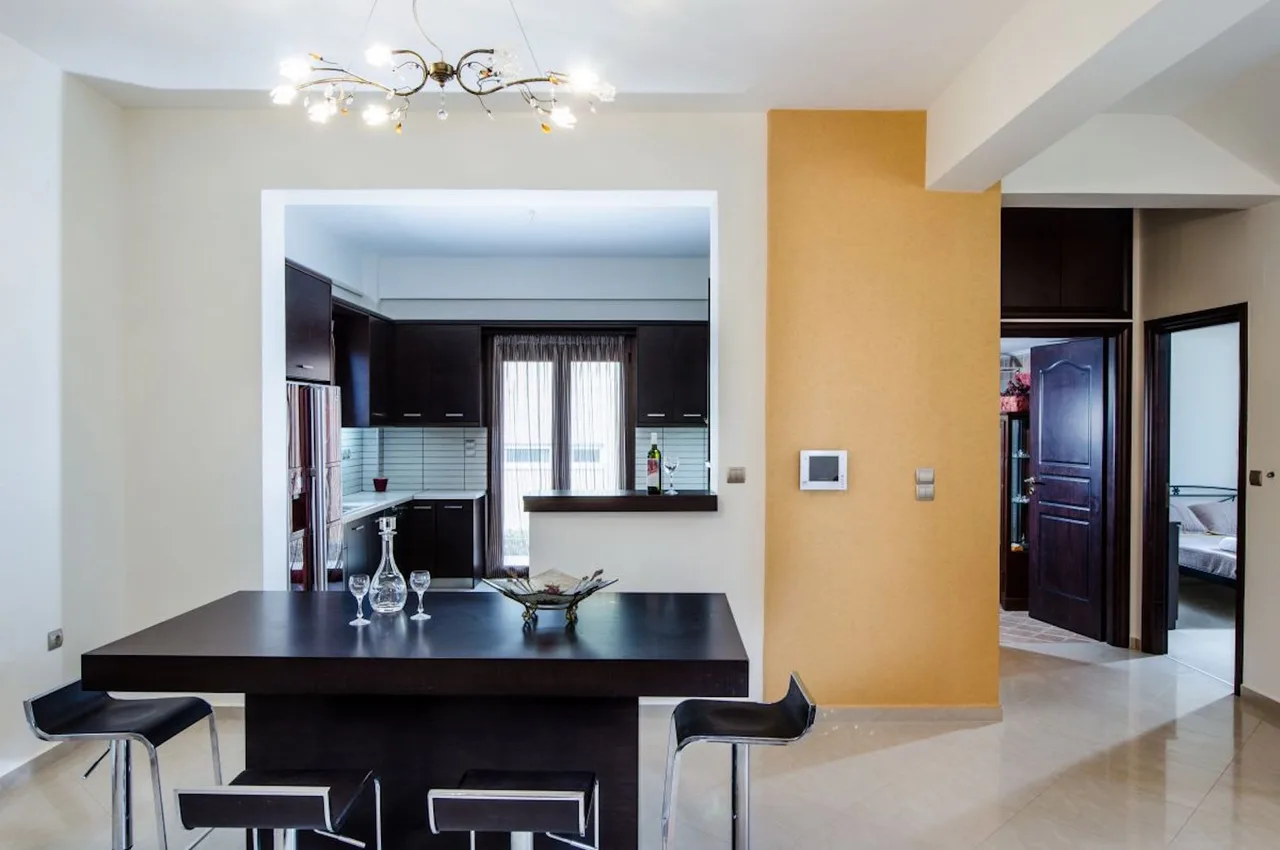 Luxurious villa by a sandy beach photo 5