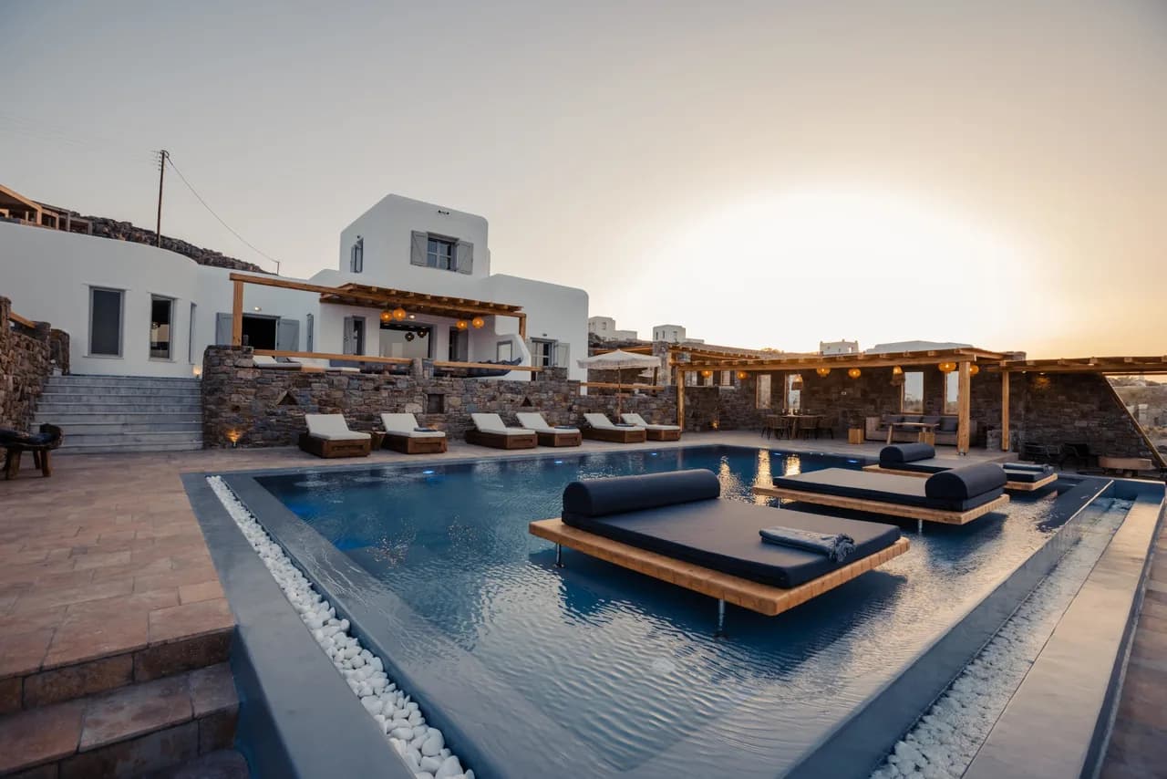 Gorgeous Mykonian Villa with Private Pool and Jaccuzi photo 4