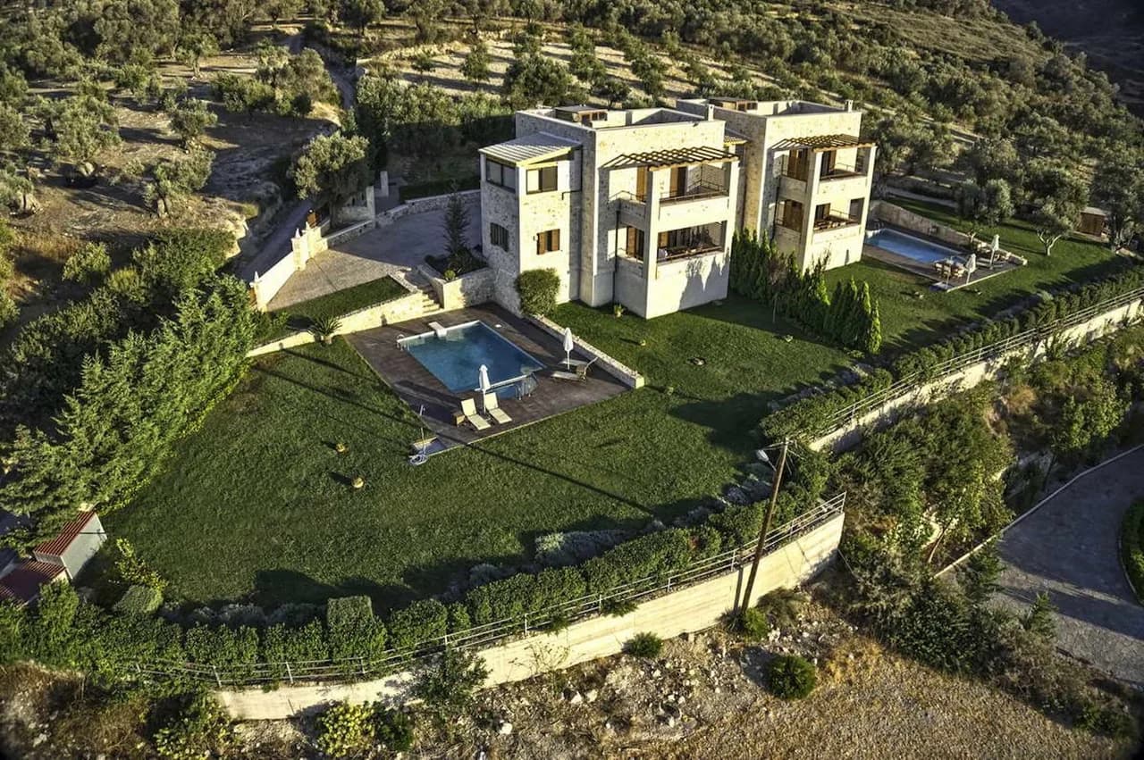 Stone villas with stunning landscape