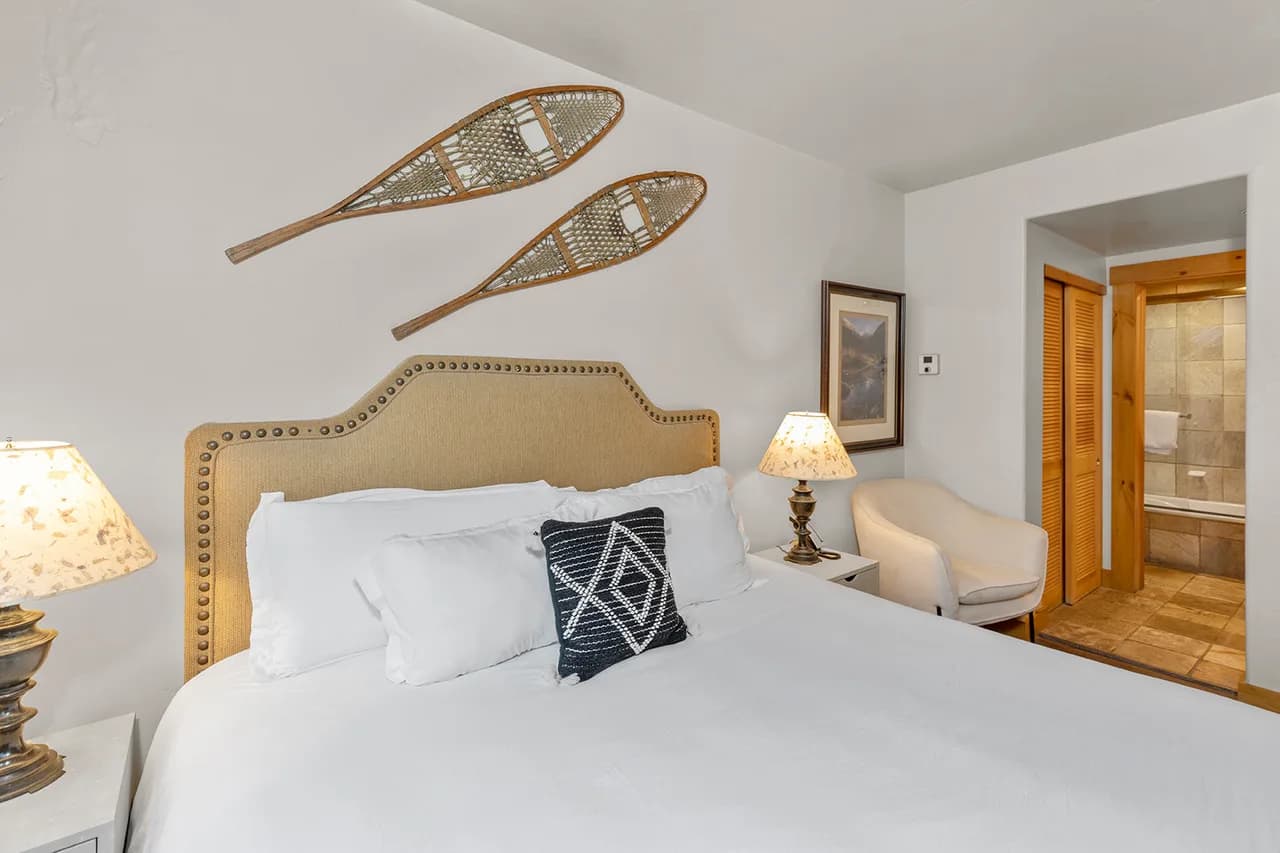 Ski-In/Ski-Out One Bedroom in Mountain Village photo 5