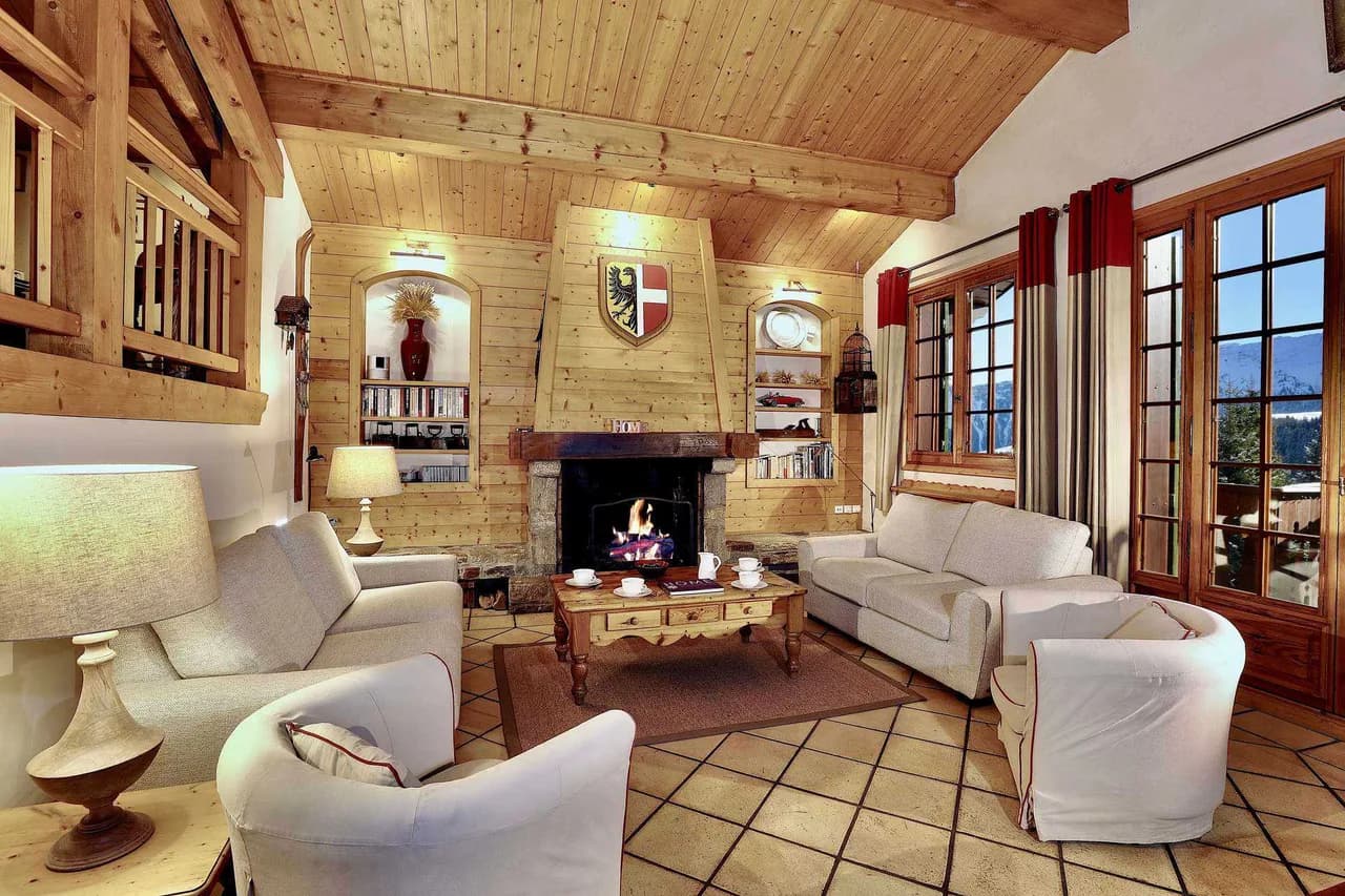 Traditional Chalet in the Heart of the Ski Area