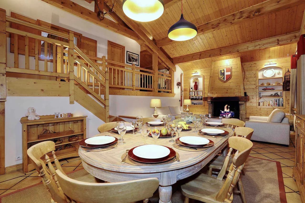 Traditional Chalet in the Heart of the Ski Area photo 5