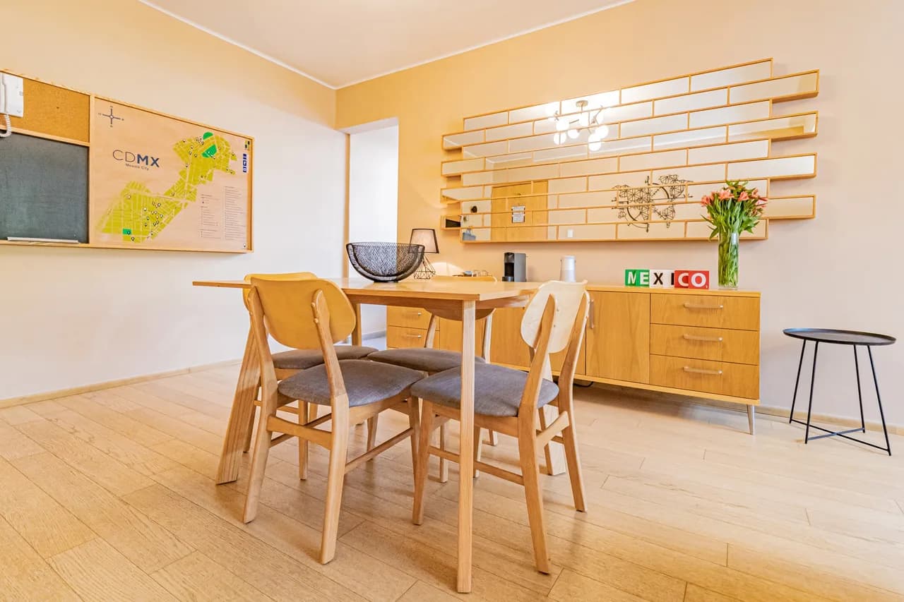Chic Two Bedroom Retreat in Mexico City photo 4