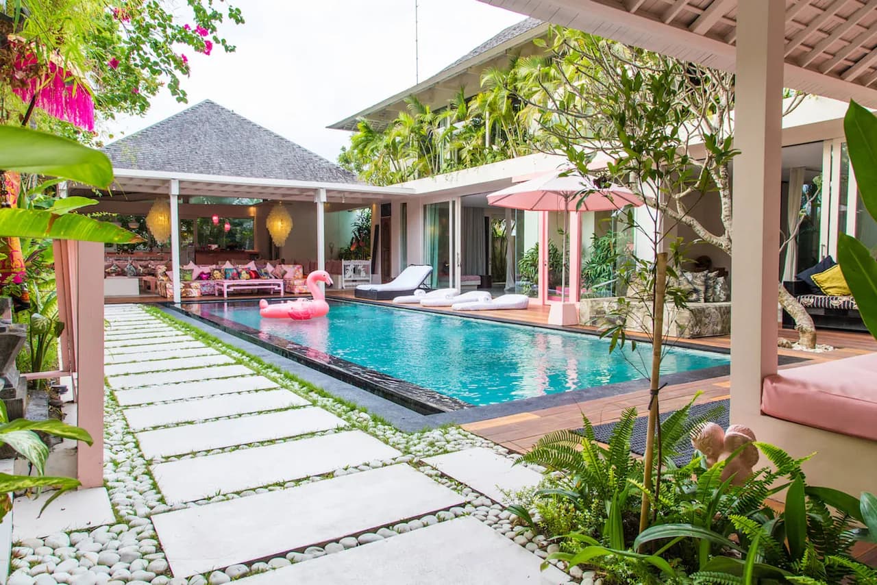 Chic villa with beautiful interior photo 3