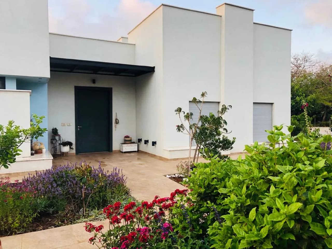 3  Minutes Walk From Beit Yanai Beach Amazing Villa