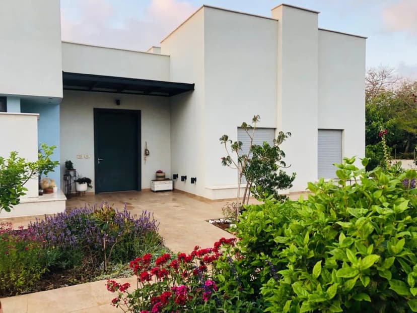 3  Minutes Walk From Beit Yanai Beach Amazing Villa