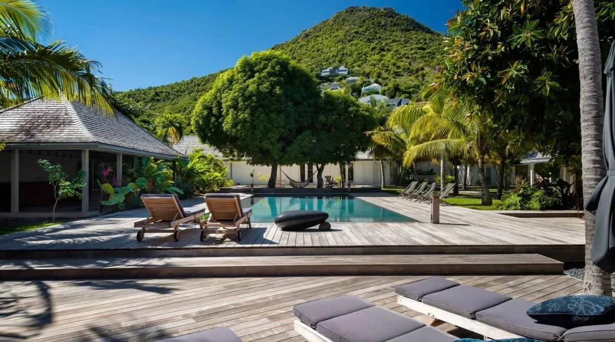 Villa With a Tropical Garden Few Steps Away From the Lorient Beach photo 2