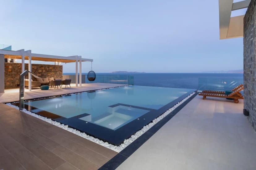 Fashionable luxury villa perfect for splendid holiday experience