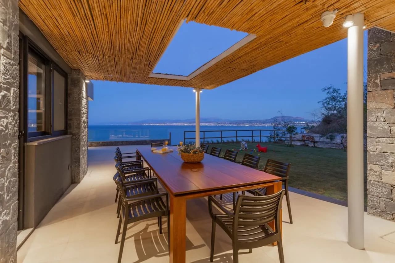 Fashionable luxury villa perfect for splendid holiday experience photo 4