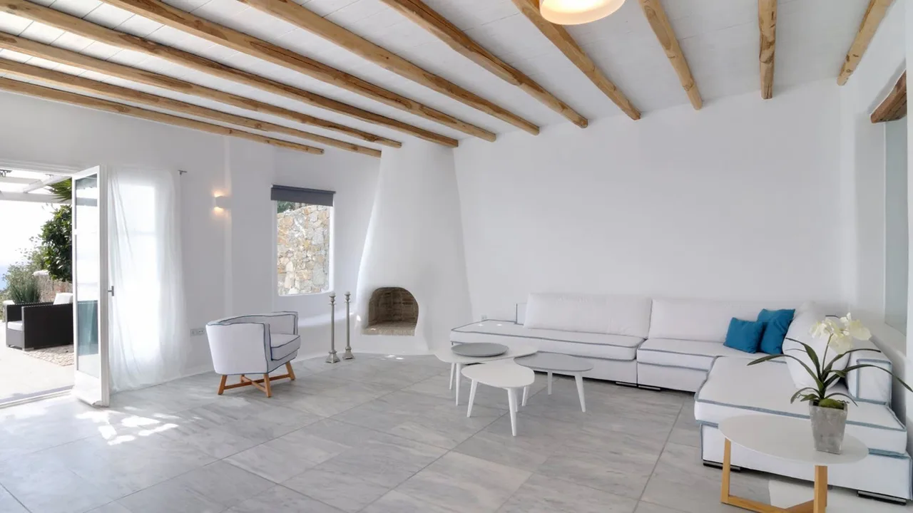 5 Bedroom Stunning Villa In Close Proximity To Ornos Beach photo 5