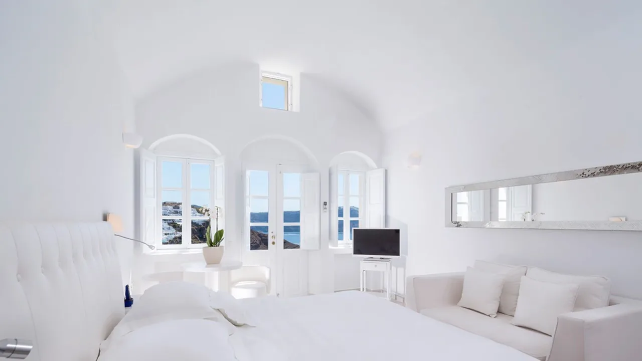 Luxury Santorini Villa With Uninterrupted Views Of The Volcano photo 3