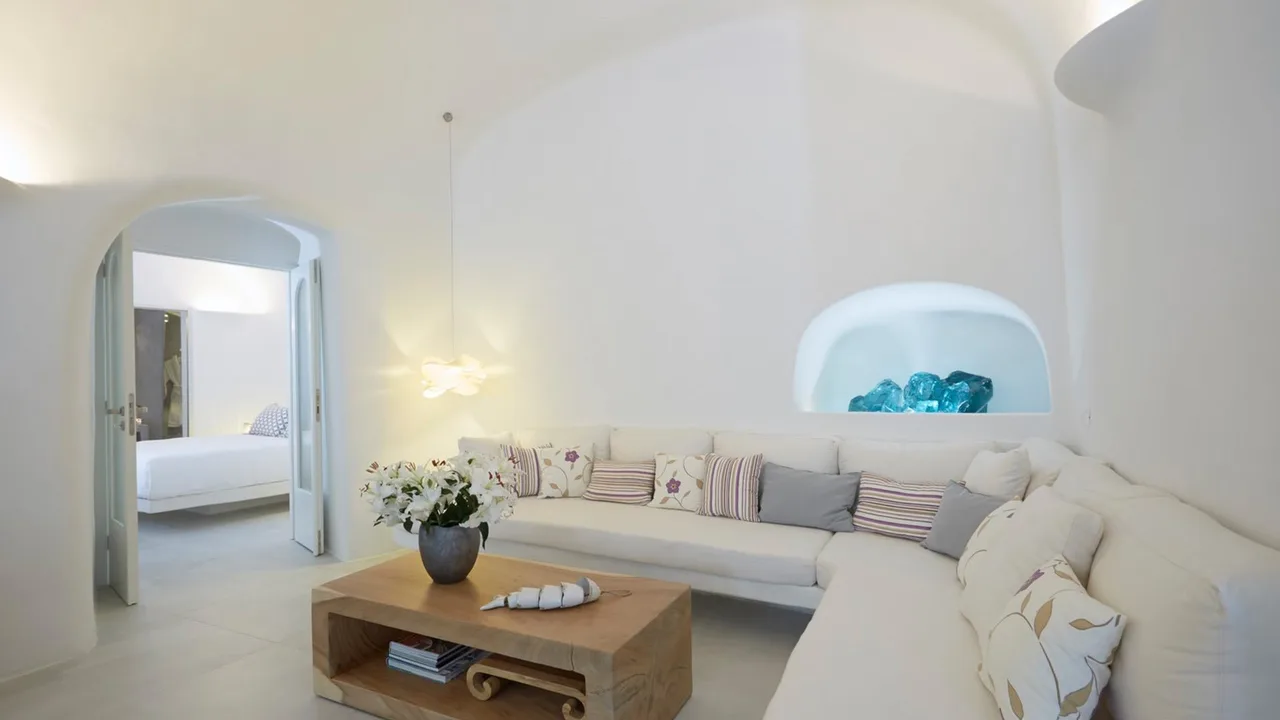 Stunning Santorini Villa With Front-row Seat To The Caldera photo 2