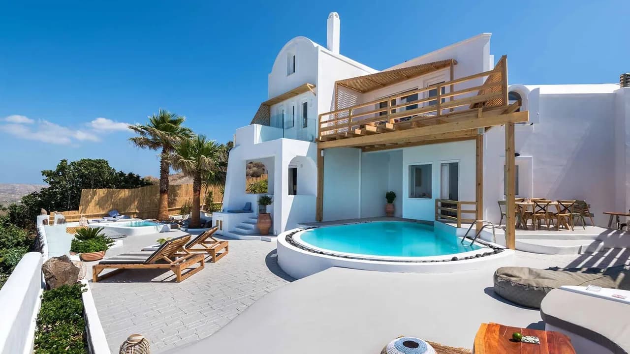 Santorini Luxury Lifestyle Set High On The Cliffs Of Akrotiri photo 2