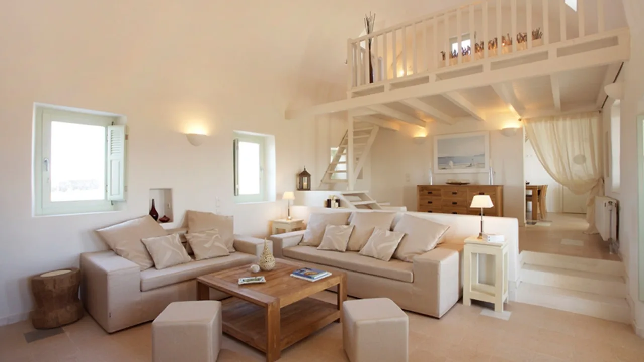 Luxury Santorini Villa With Tastefully Styled Interior photo 2
