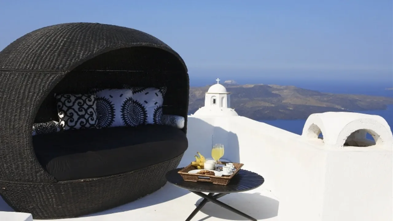 Santorini Vila With  Fantastic Indoor And Outdoor Jacuzzi photo 5
