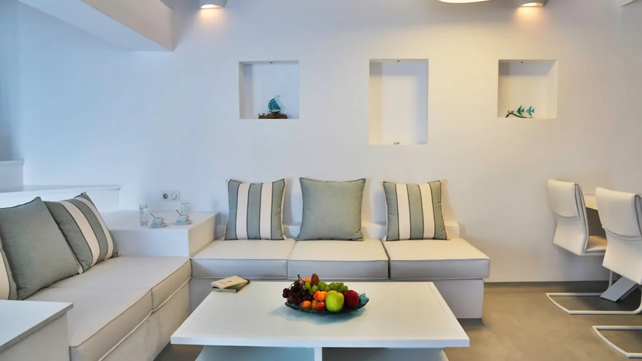 Vacation Paradise In Santorini With Amazing Views photo 2
