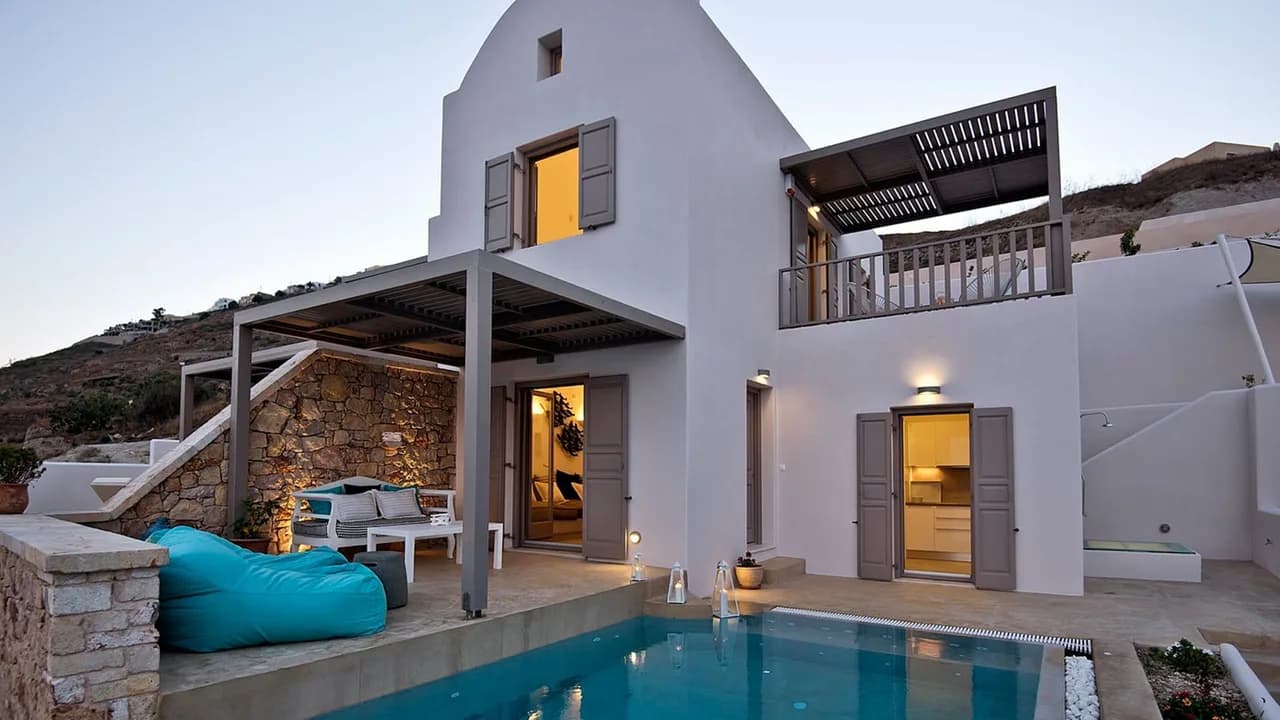 Private Santorini Villa With Stunning Sunset