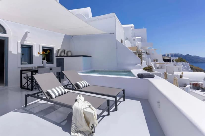 Santorini Cave House With Direct Volcano Views
