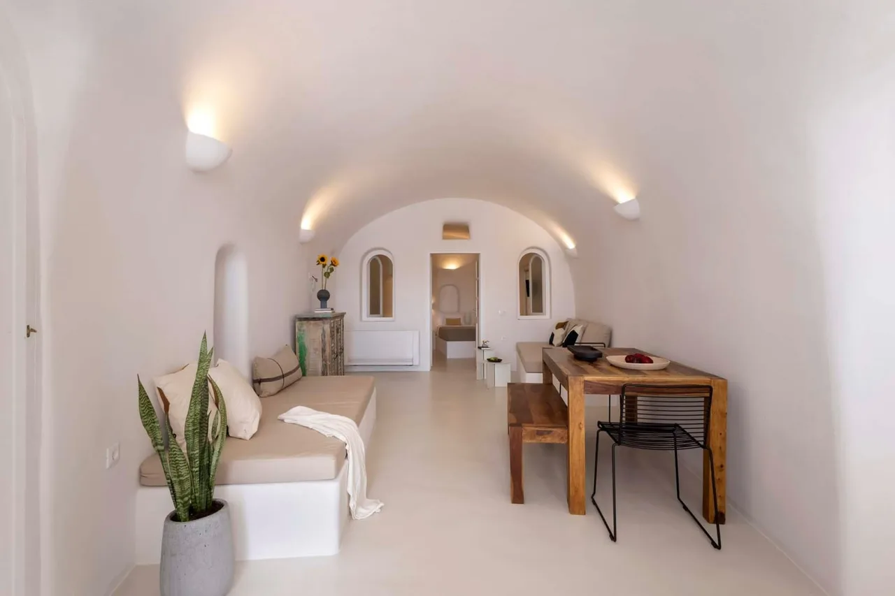 Santorini Cave House With Direct Volcano Views photo 4