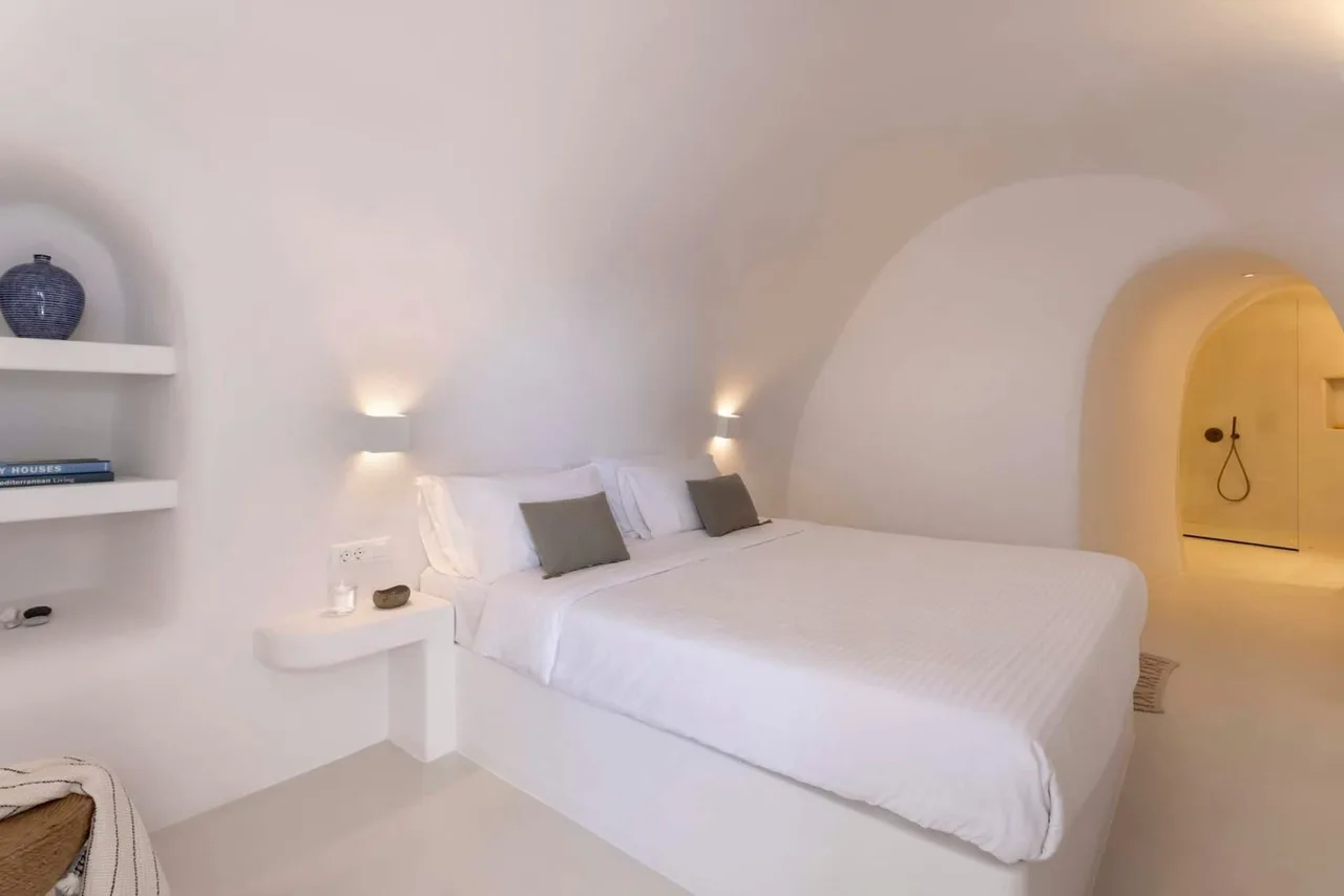 Santorini Cave House With Direct Volcano Views photo 5