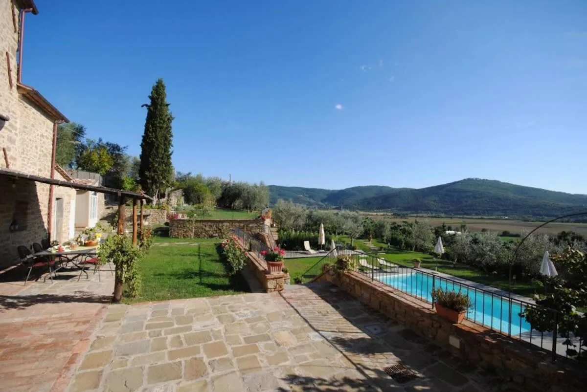 Magnificent country farm house villa in an idyllic area photo 2