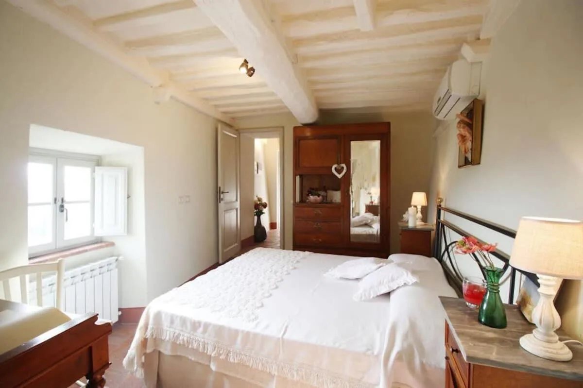 Magnificent country farm house villa in an idyllic area photo 5