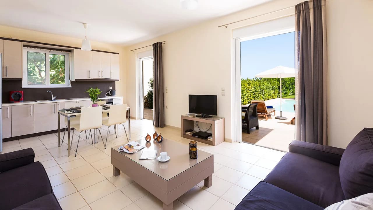 High quality villa in a privileged location photo 3