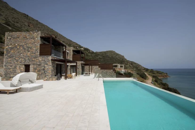 Beachfront Greek villa with private pool and stunning sea views