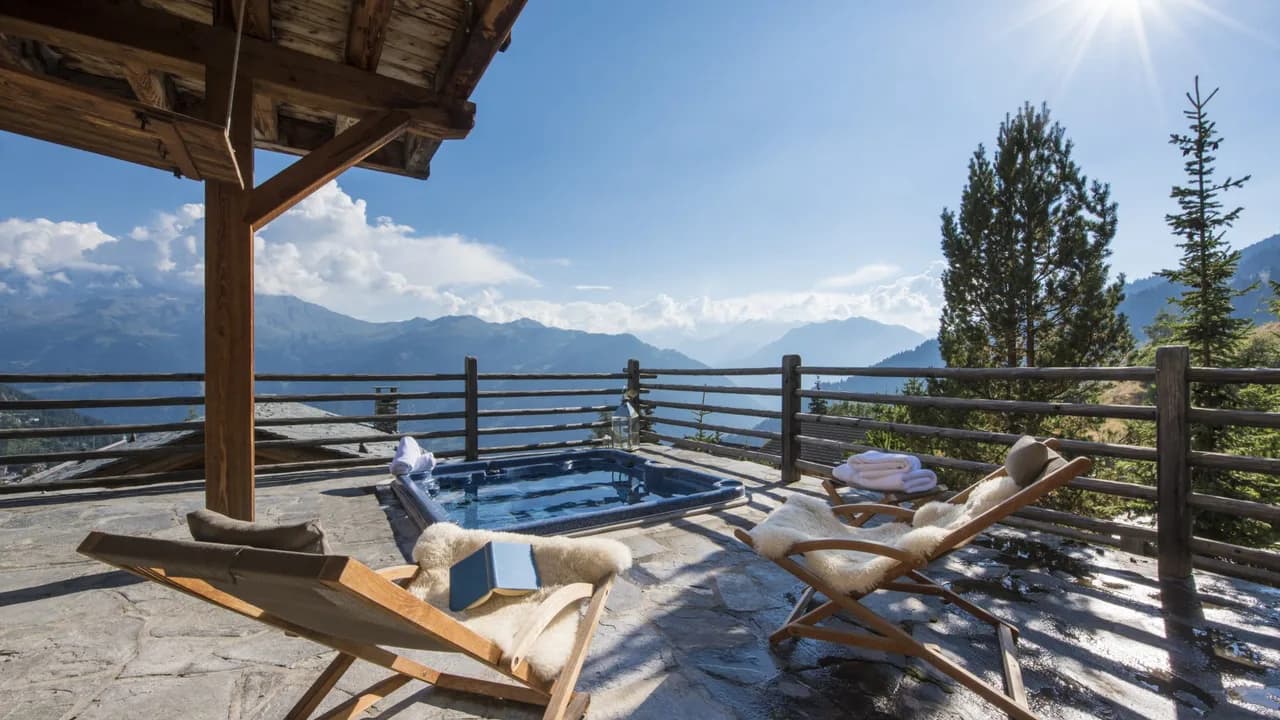 Classical Alpine Chalet Set on an Exclusive Area