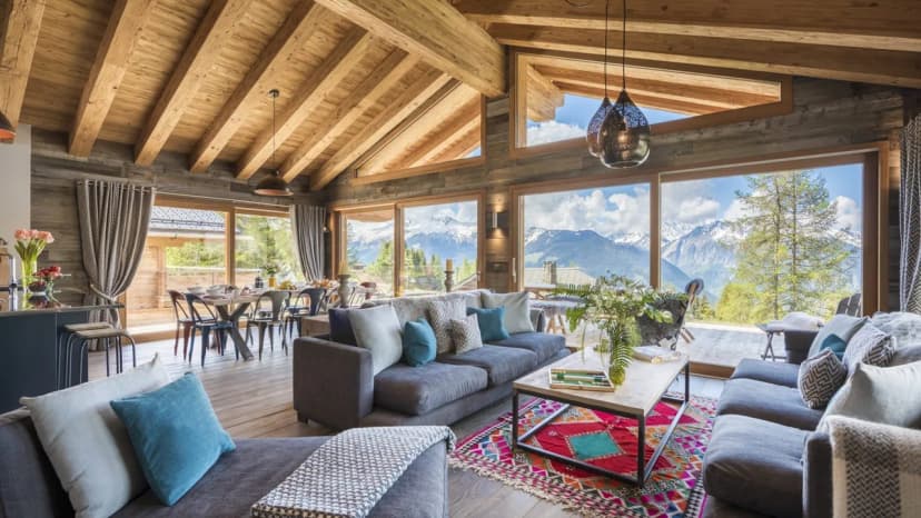 Stylishly Decorated Chalet With Calming Tones Located Close to the Slopes