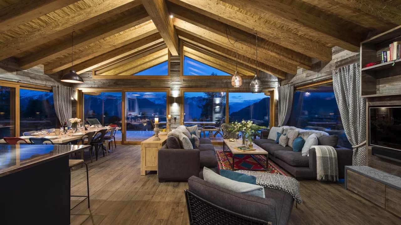 Stylishly Decorated Chalet With Calming Tones Located Close to the Slopes photo 5