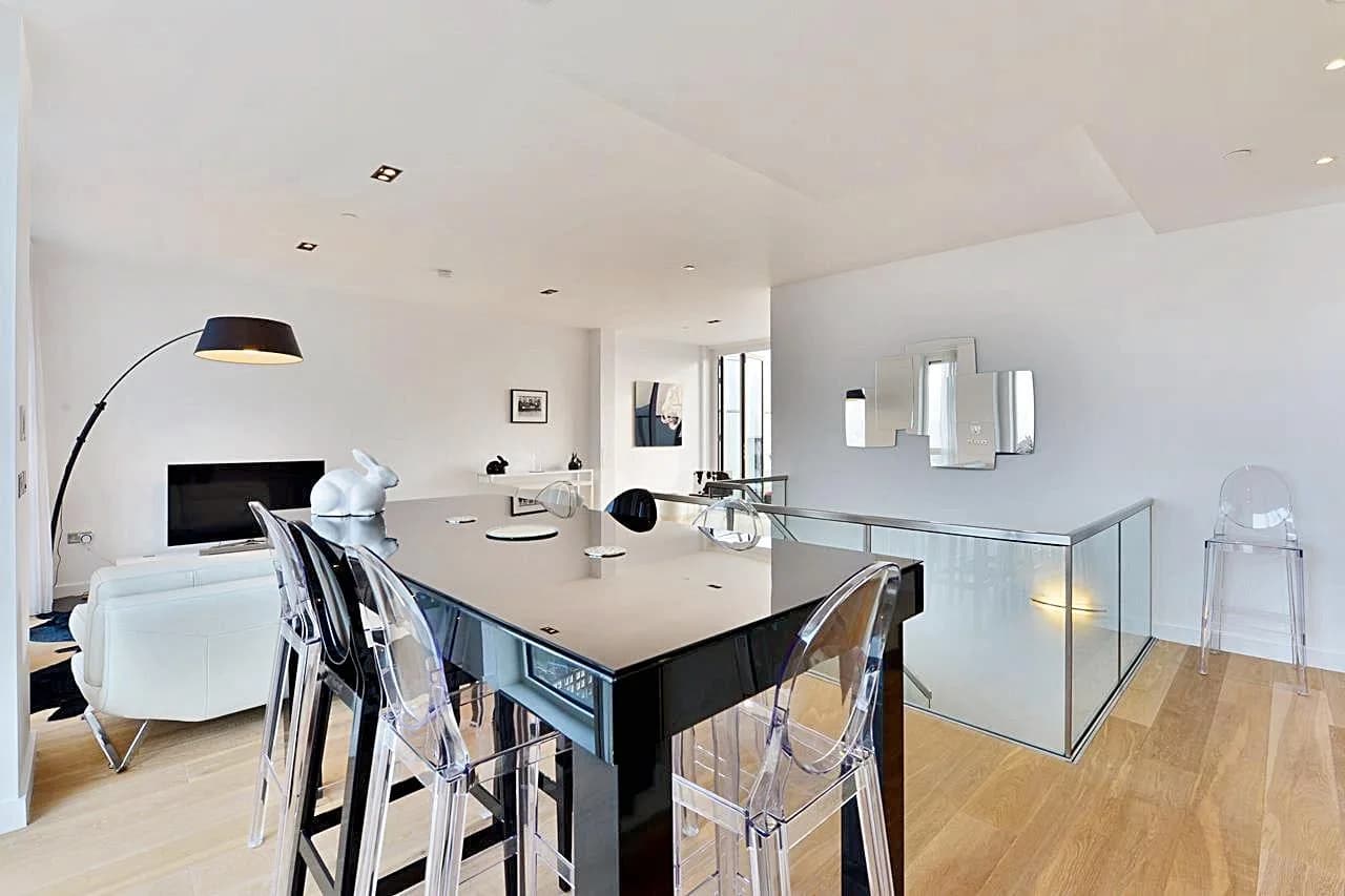 Penthouse with Bird's Eye View in Central London photo 4