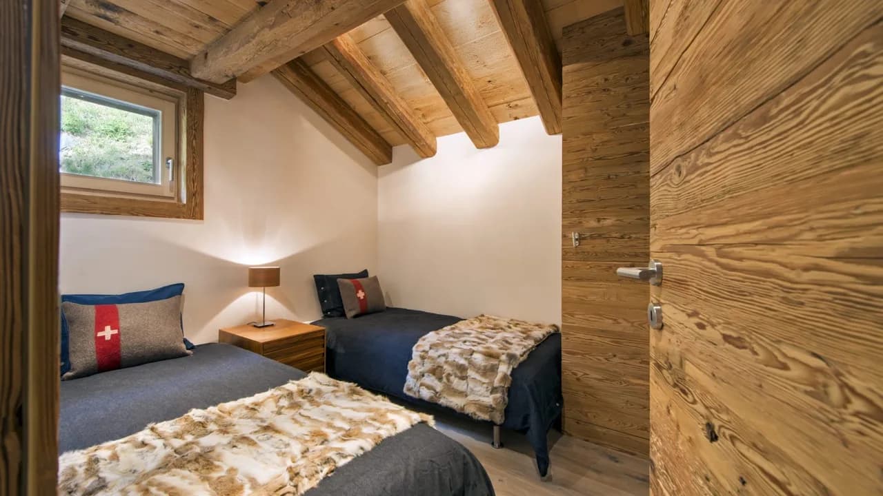 Stunning Luxury Chalet With Breathtaking Views photo 4