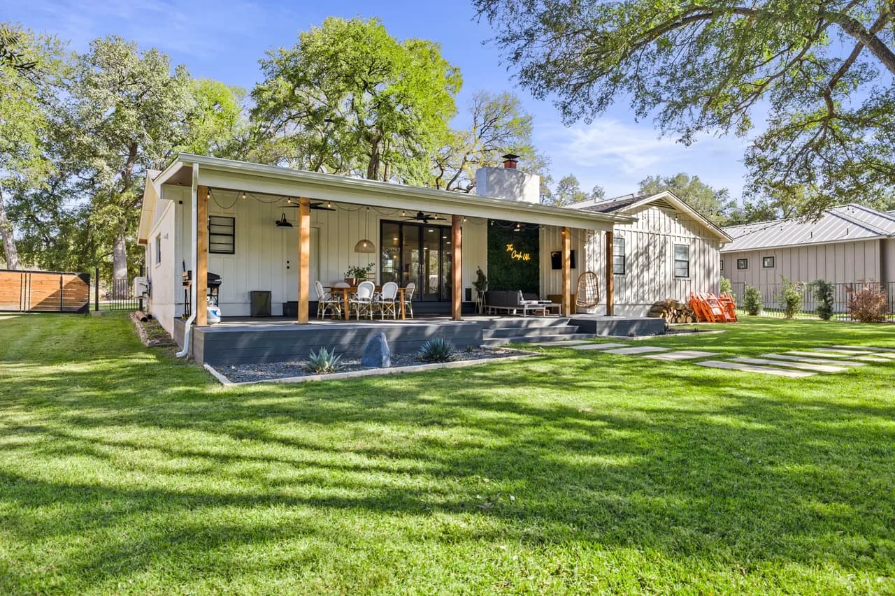 Luxury Four Bedroom Villa in Horseshoe Bay photo 5