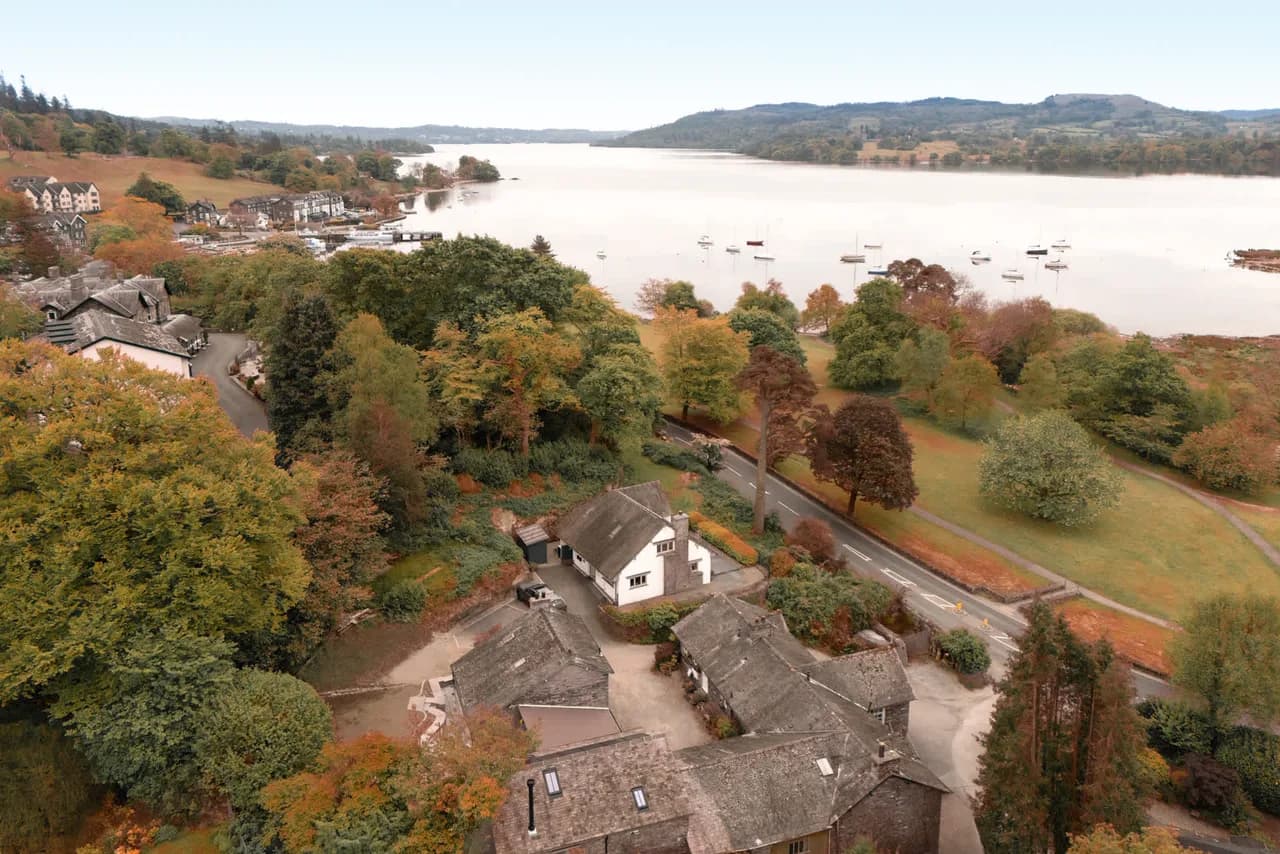 Lakeside Three Bedroom Retreat in Lake District photo 5