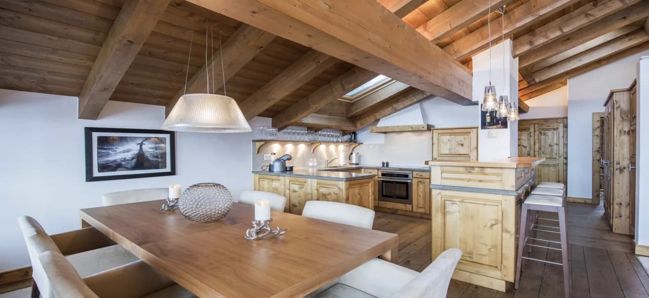 Wonderful alpine-inspired interior apartment with jaw dropping views photo 4