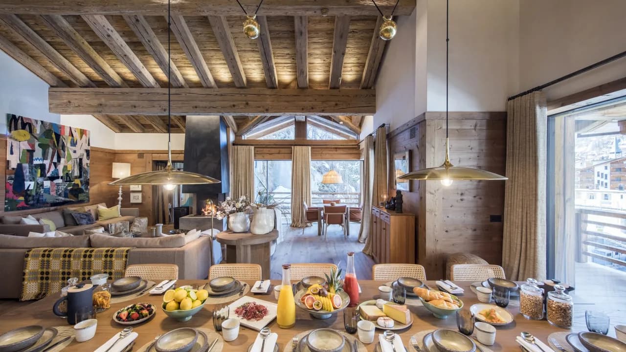 Impressive chalet with understated elegance and attention to detail photo 3