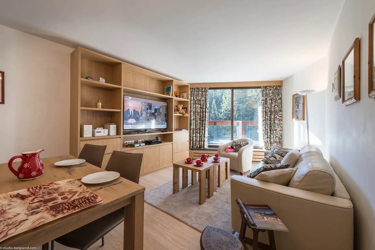 Comfortable apartment with south-facing balcony photo 3