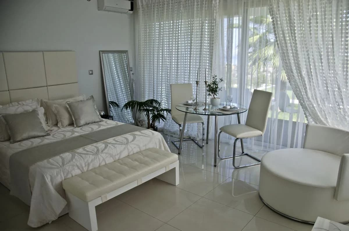 LUXURIOUS RESIDENCE WITH MAGICAL VIEWS OVERLOOKING THE CRETAN SEA photo 3