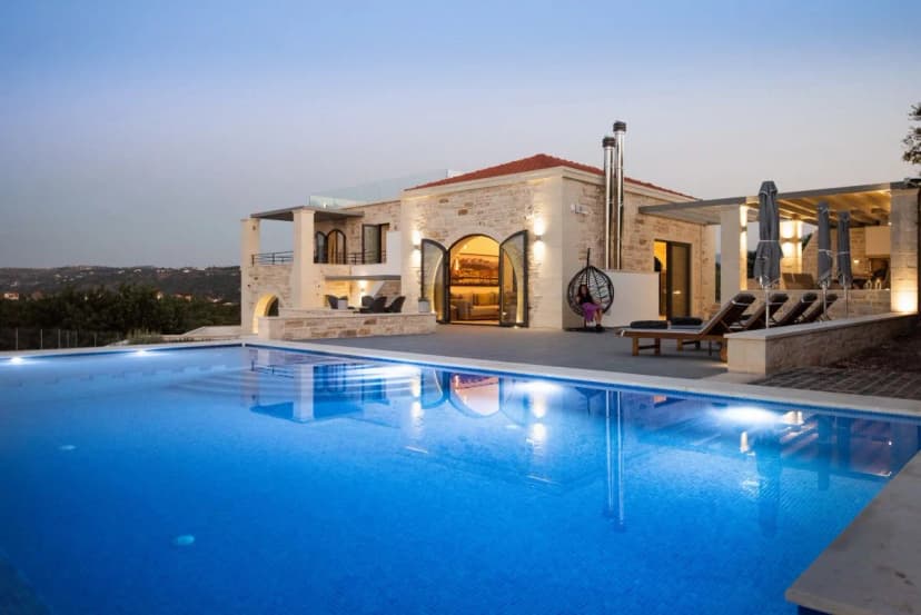 COUNTRYSIDE HOLIDAY  VILLA WITH PRIVATE POOL
