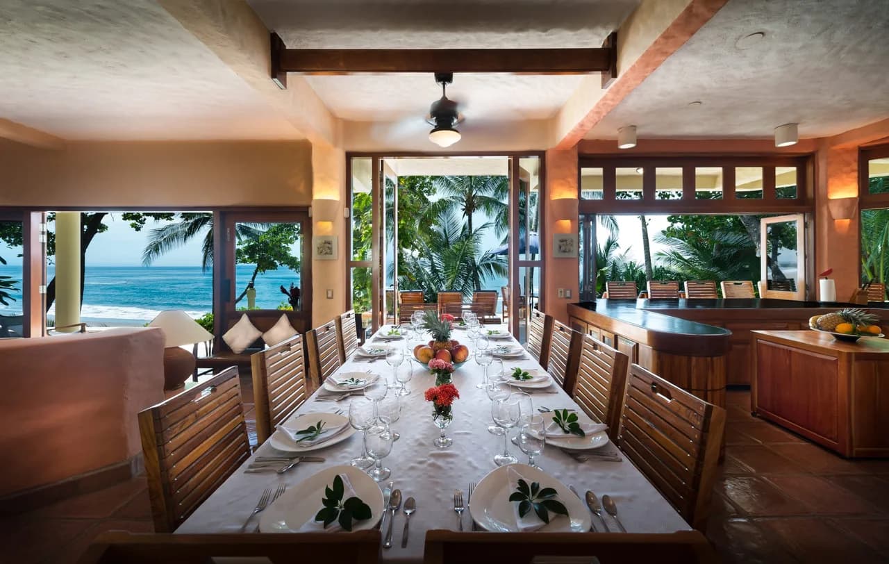 Elegant Costa Rican Villa with Oceanfront Infinity Pool photo 5