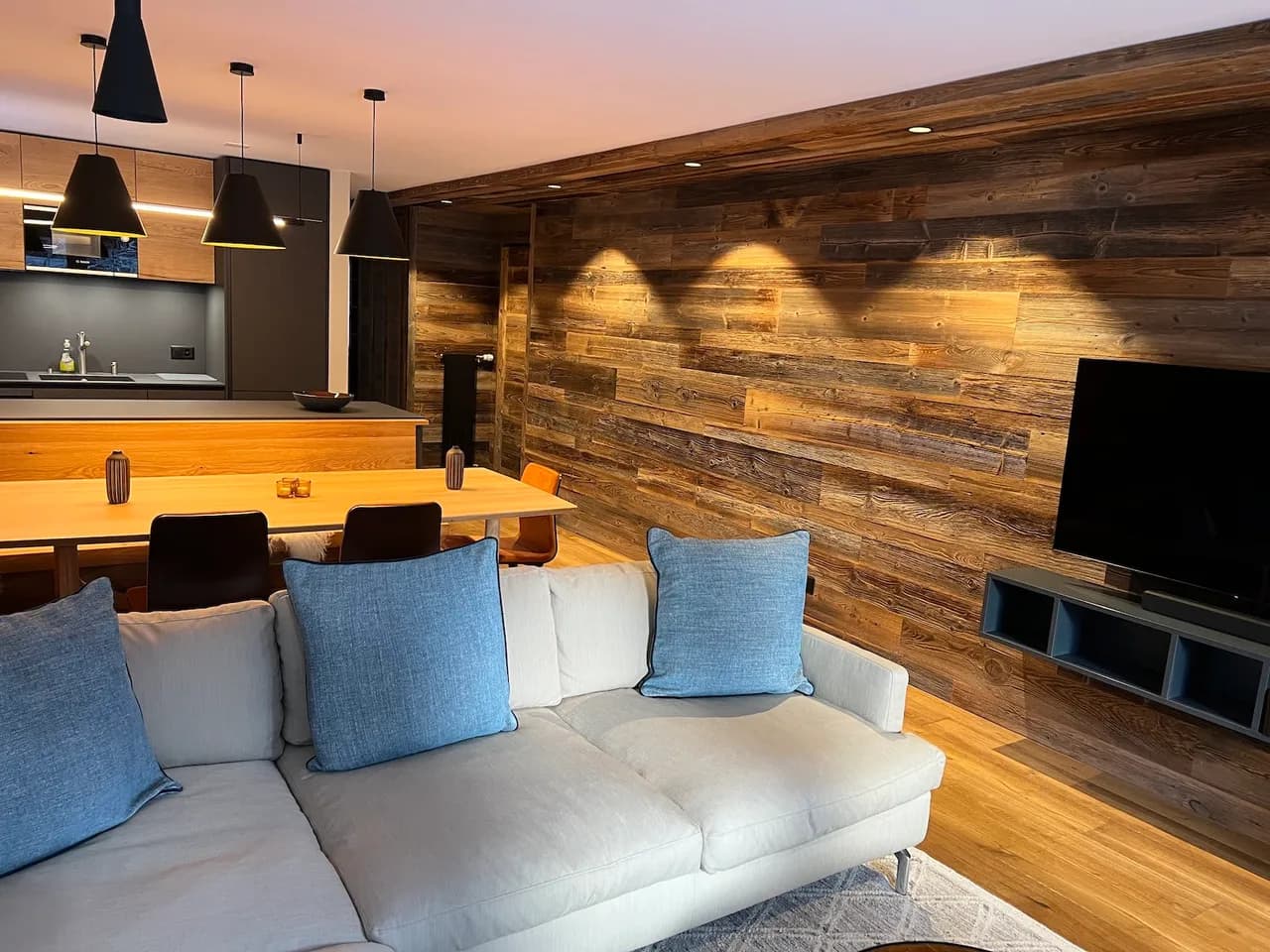 Modern stylish apartment with Matterhorn views photo 3