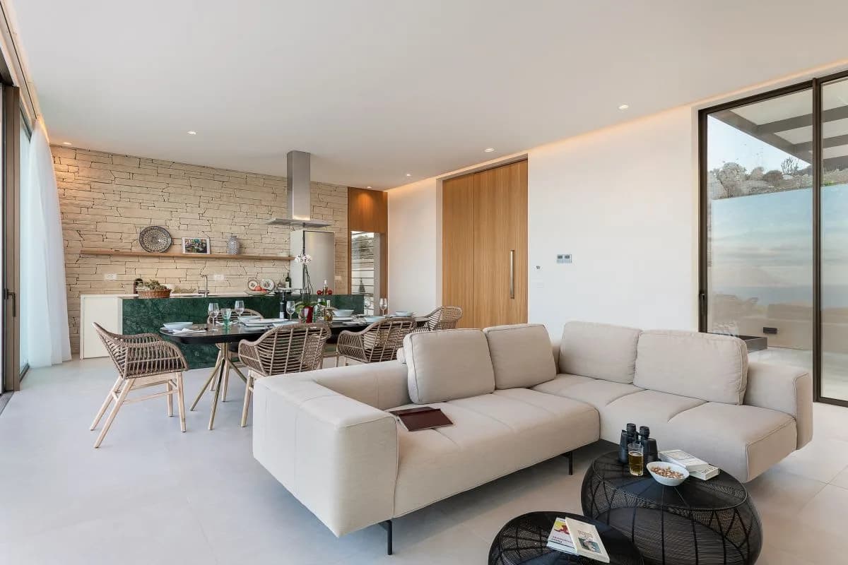BEAUTIFULLY DESIGNED HOLIDAY VILLA ON KISSAMOS BAY WITH PRIVATE POOL photo 5