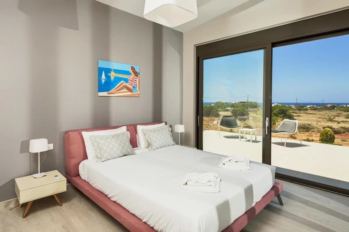 LAVISH VACATION VILLA SET ON A LARGE PLOT photo 3
