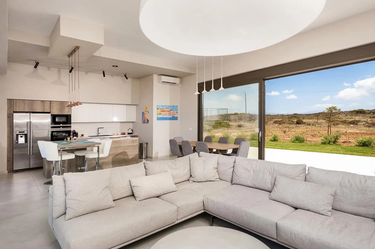 LAVISH VACATION VILLA SET ON A LARGE PLOT photo 5