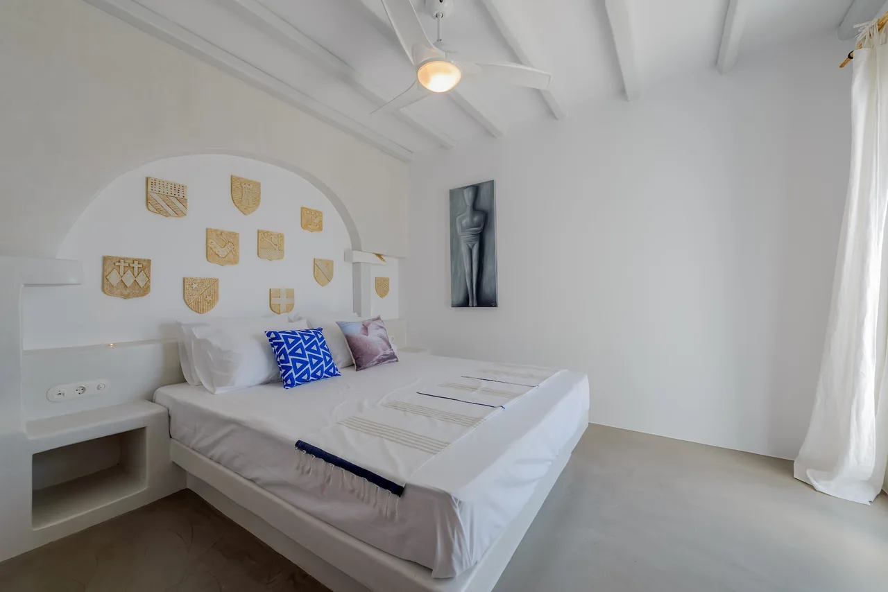 Wonderful villa overlooking the most beautiful beaches of Naxos photo 3