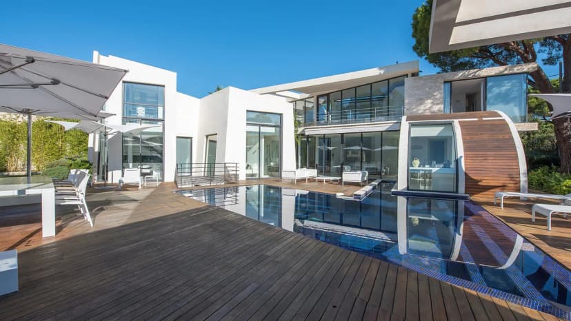 Exceptional Contemporary Villa in Ramatuelle