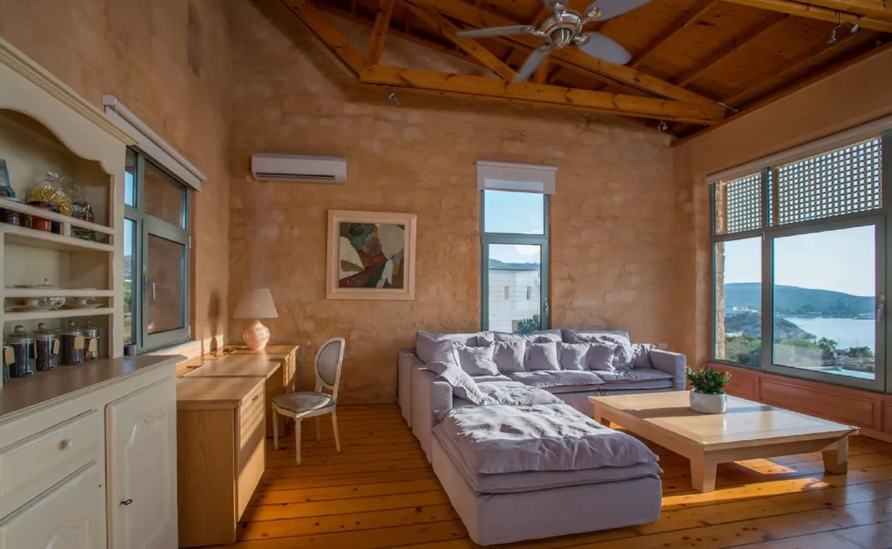 LUXURY VILLA WITH BREATHTAKING VIEWS  OF THE AEGEAN SEA photo 2
