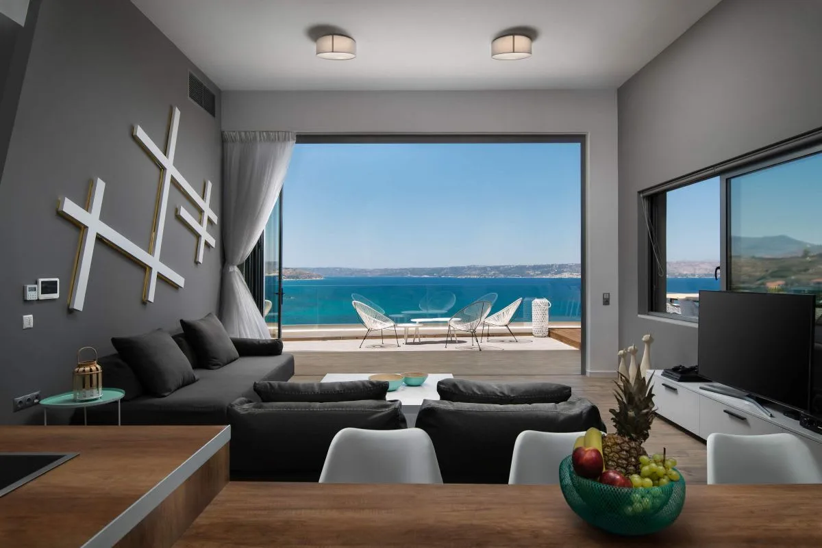 GLAMOROUS VACATION VILLA WITH SPECTACULAR VIEWS photo 5